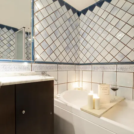 Residenza Malaterra Couette-café 3*