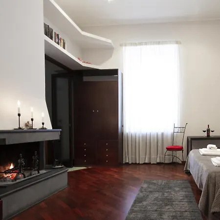 Residenza Malaterra 3* Naples