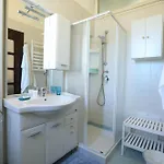לינה וארוחת בוקר Residenza Malaterra נאפולי